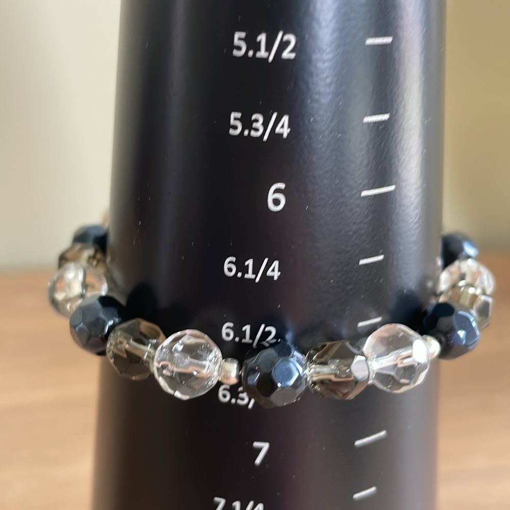 HAND CRAFTED BEADED STRETCHY BRACELET Black Gray Clear Silver Statement Jewelry - Picture 7 of 13